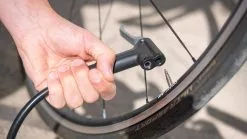 BBB Fodpumpe AirBoost 13 BBB Fodpumpe AirBoost -Elcykel Butik 181575 feature dualhead 3 3