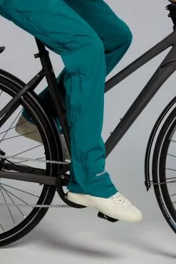 Basil Skane Cykel Regnbukser (Dame) -Elcykel Butik basil skane bicycle rain pants women groen 8